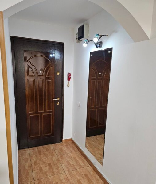 Apartament de doua camere in Militari, zona Apusului- Iuliu Maniu.