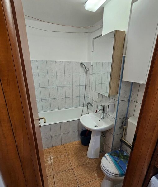 Apartament de doua camere in Militari, zona Apusului- Iuliu Maniu.