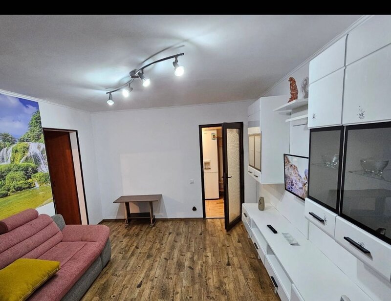 Apartament de doua camere in Militari, zona Apusului- Iuliu Maniu.